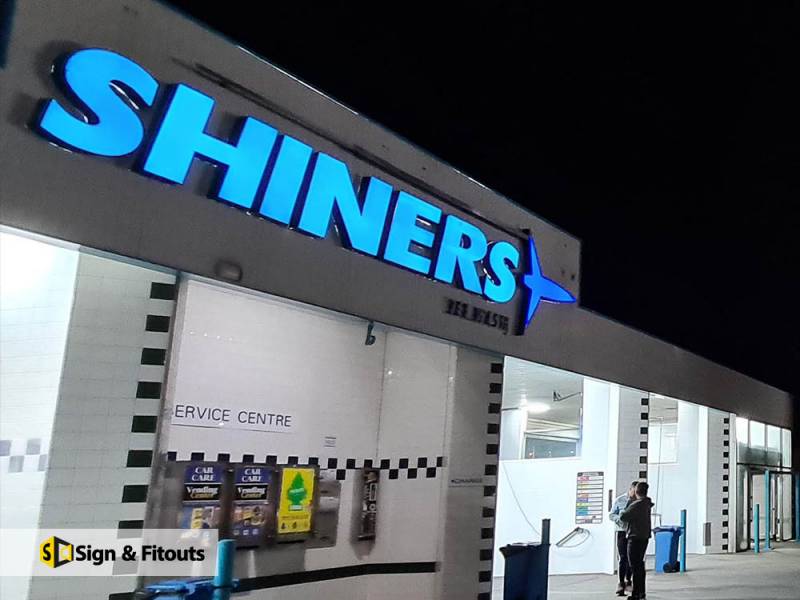 3D sign, illuminated shop, carwash sign