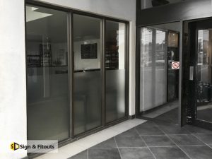 Window graphics, window frosting, window sign