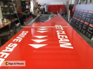 sign fabrication, banner sign, panel sign