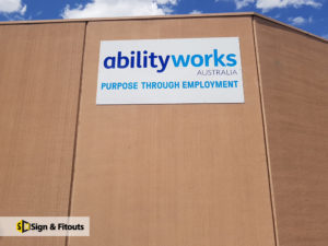 Building sign, panel sign