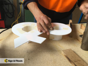 sign fabrication, acrylic letter sign