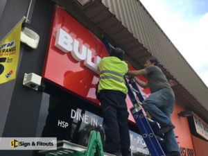 3D sign, sign installation