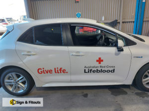 Car sticker sign, Vehicle signage, Vinyl sign writing