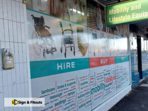 panel sign, wall sign, banner sign