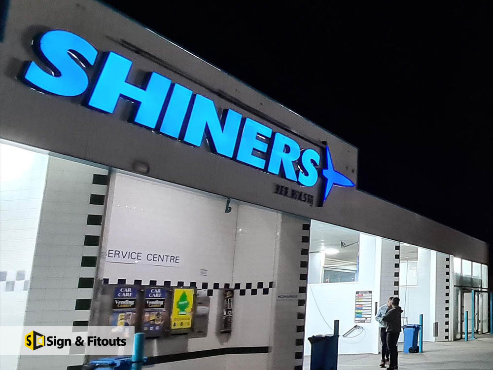 3D sign, illuminated shop, carwash sign